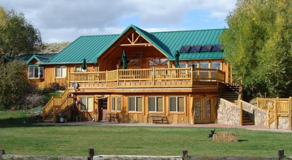 Escape To A Working Cattle Ranch In The Beautiful Nevada Backcountry At Cottonwood Ranch