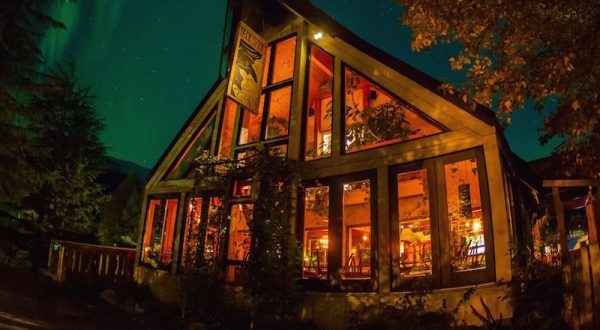 Award-Winning Restaurants Seem To Outnumber The Residents Of Girdwood, A Tiny Town In Alaska