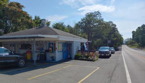 The Burgers And Shakes From West Virginia's Jim's Drive-In Are Worth The Trip