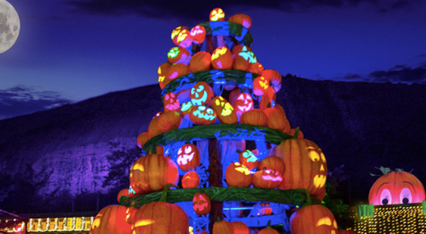 Walk Through A Village Of Thousands Of Glowing Pumpkins At Stone Mountain In Georgia