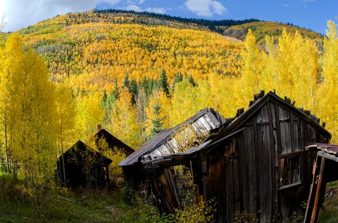 One Of The Coolest, Creepiest Ghost Towns In America To Visit Is The Historic Ironton In Colorado