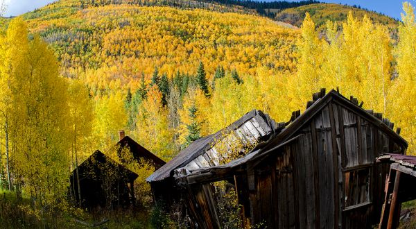 One Of The Coolest, Creepiest Ghost Towns In America To Visit Is The Historic Ironton In Colorado