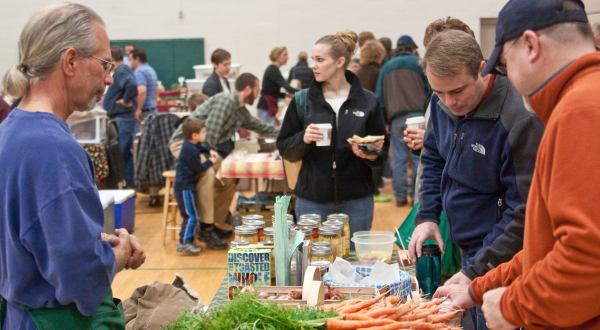 The Old Trail Schoolhouse Has The Best Wintertime Market Near Cleveland