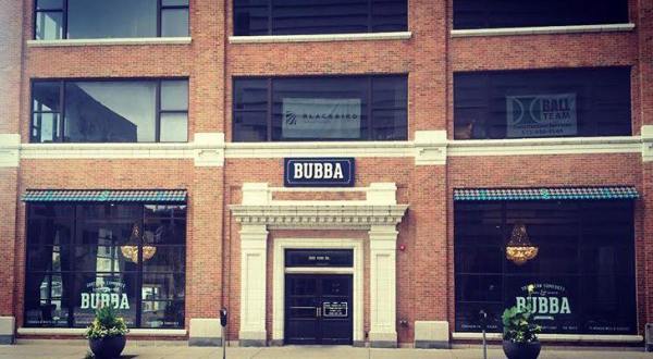 Feast On The Best Chicken And Waffles In Iowa At Bubba’s