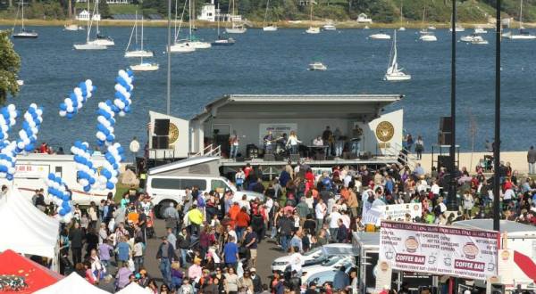 The Oyster Festival On Long Island Is Every New York Foodie’s Paradise