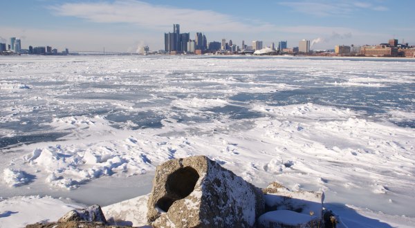 The Farmers’ Almanac Predicts Winter 2020 In Detroit Will Have Frigid Temps And Above Average Amounts Of Snow