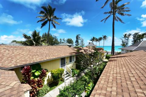 Escape To The Country When You Stay In One Of The Waimanalo Beach Cottages In Hawaii