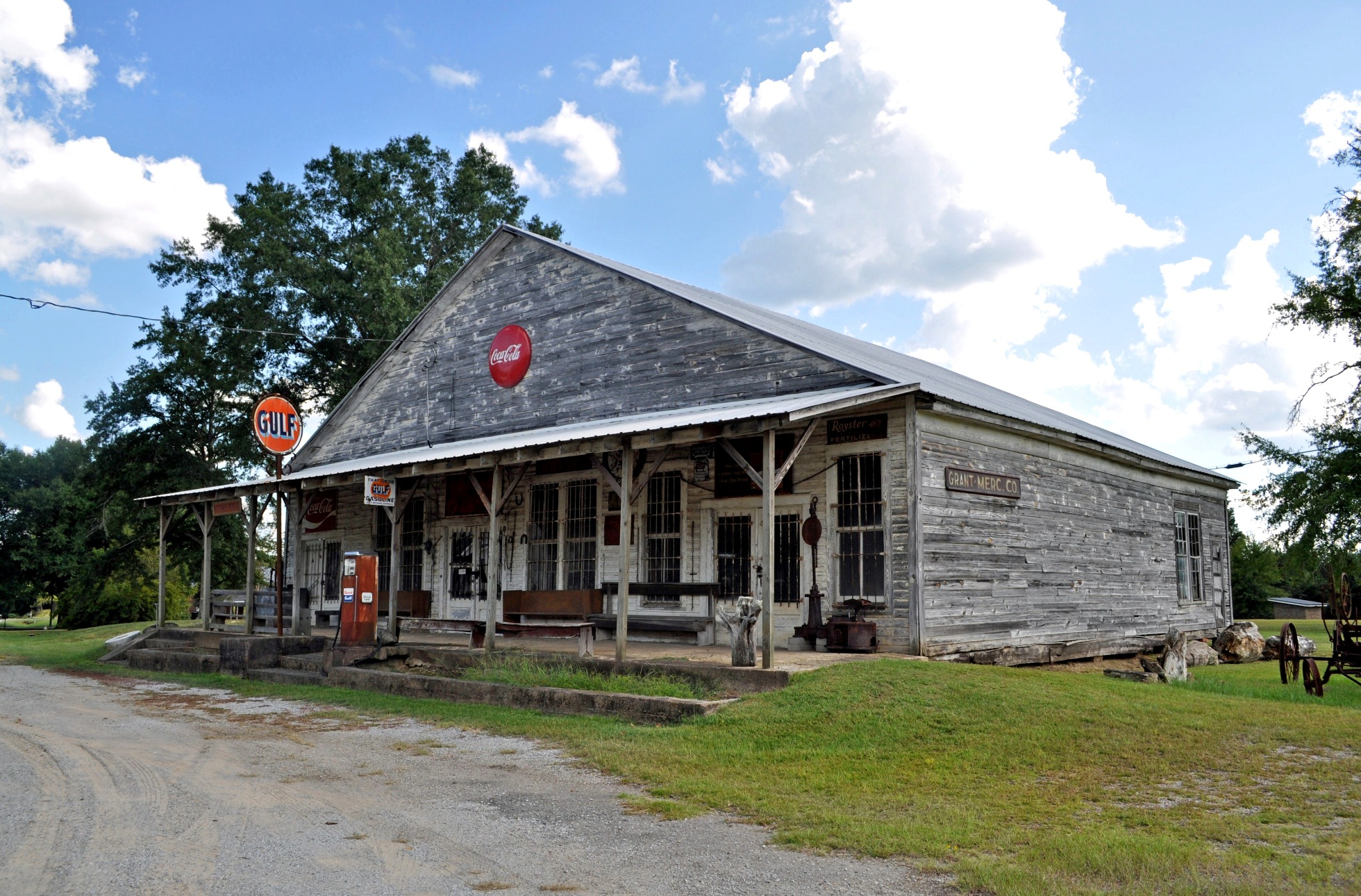The Old Grant Country Store In Alabama Will Take You Back In Time