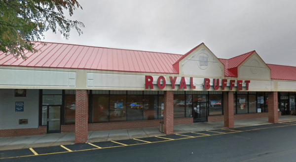 Chow Down At Royal Buffet, An All-You-Can-Eat Sushi & Grill Restaurant In Connecticut