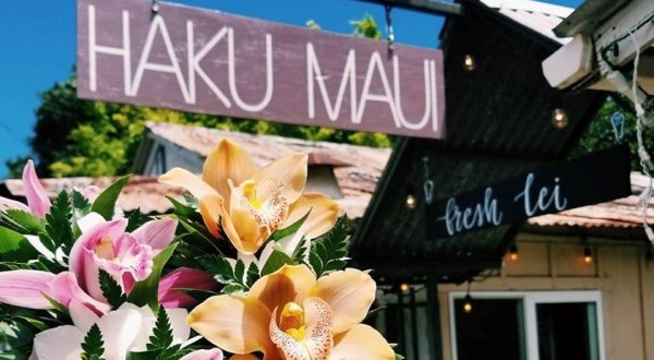 Learn How To Make Authentic Leis At Haku Maui In Hawaii