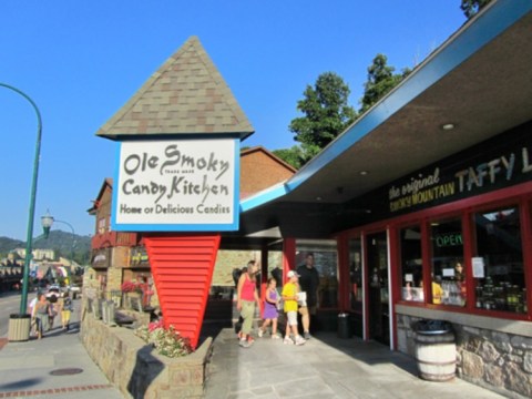 One Of Tennessee's Oldest Candy Shops, Ole Smoky Candy Kitchen, Has Been Around Since 1950 And It's Not Hard To See Why