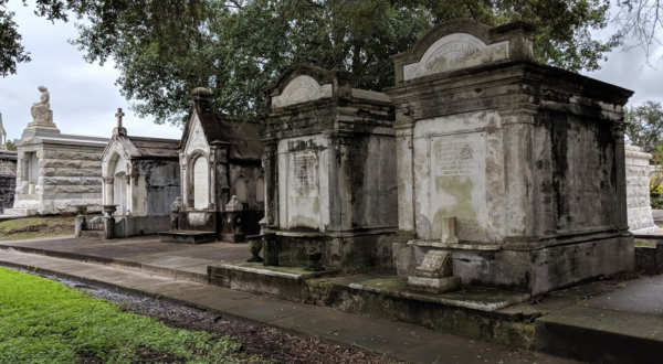 The Metairie Cemetery Is One Of Louisiana’s Spookiest Cemeteries