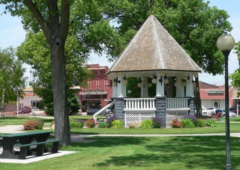 Broken Bow Is Allegedly One Of Nebraska's Most Haunted Small Towns