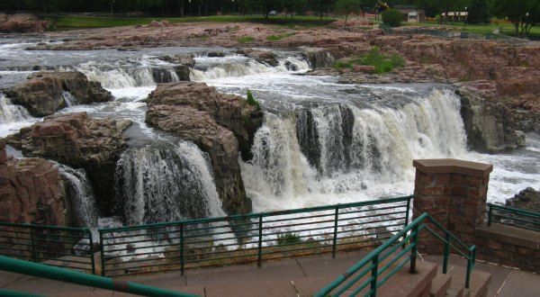 You Can Practically Drive Right Up To The Beautiful Sioux Falls In South Dakota