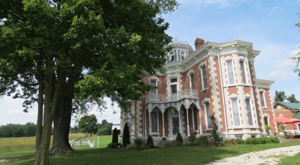 Step Into Victorian Luxury At Guthrie Meadows, A Mansion-Style Bed & Breakfast In Indiana