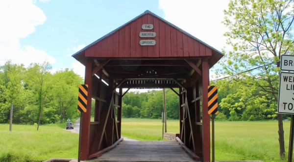 Hop In The Car And Visit 6 Covered Bridges Near Pittsburgh In One Day