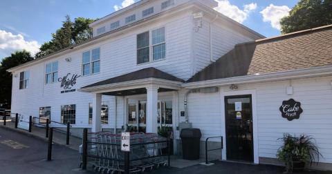 Stock Up On Fresh Baked Sweets And Farm-Fresh Eats At The Bakery On Wright's Dairy Farm In Rhode Island