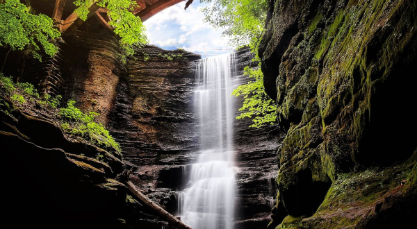 The Waterfalls At Matthiessen State Park In Illinois Will Soon Be Surrounded By Beautiful Fall Colors