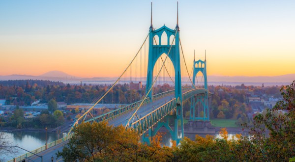 Walk Across The St Johns Bridge For A Gorgeous View Of Oregon’s Fall Colors﻿