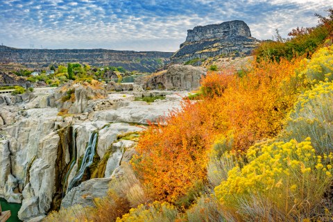 The Snake River Canyon Is The Most Peaceful Place To Experience Fall Foliage In Idaho