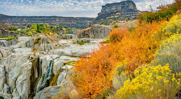 The Snake River Canyon Is The Most Peaceful Place To Experience Fall Foliage In Idaho