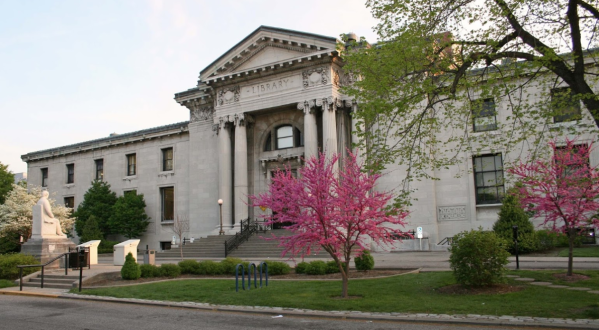 Visit Louisville Free Public Library, The Biggest Public Library In Kentucky For A Day Of Pure Fun