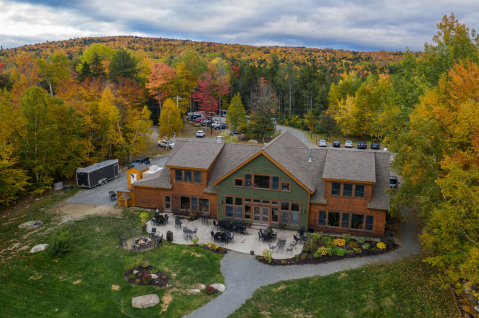 River Driver's Restaurant In Maine Is Surrounded By The Most Breathtaking Fall Colors