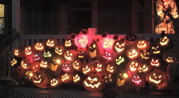 Light Up Your Autumn With 20,000 Glowing Pumpkins At This Laconia New Hampshire Festival