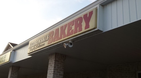 Kiedrowski’s Bakery In Ohio Opens At 6 A.M. Every Day To Sell Their Delicious Made From Scratch Pastries