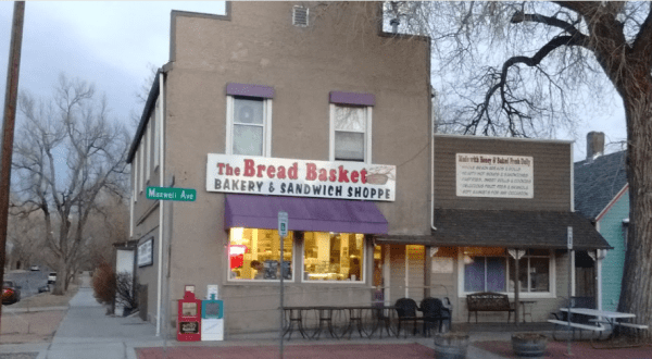 The Bread Basket Bakery In Wyoming Opens At 6 A.M. To Sell Their Made From Scratch Pastries