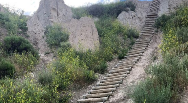 Hike The Notch Trail Stairway To Nowhere In South Dakota For A Magical Woodland Adventure