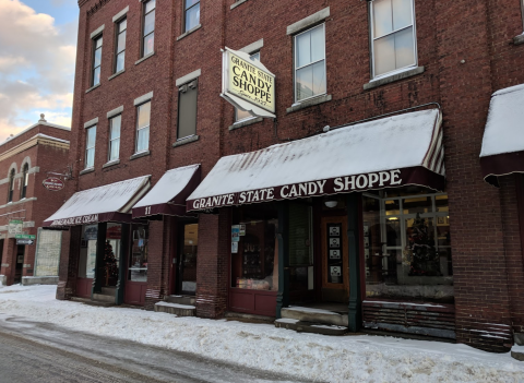 New Hampshire's Oldest Candy Shoppe, Granite State Candy, Has Been Around Since 1927 And It's Not Hard To See Why