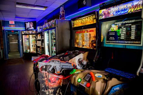 Play The Best Retro Arcade Games From The 80s And 90s At The Keg & Coin Bar In Florida