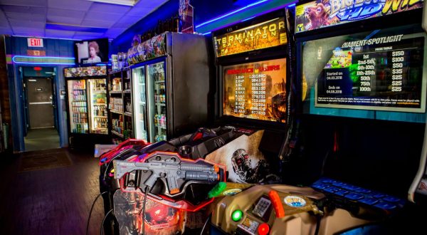 Play The Best Retro Arcade Games From The 80s And 90s At The Keg & Coin Bar In Florida
