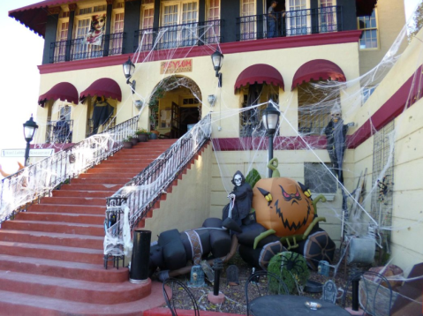 The Spooky Arizona Restaurant Where It's Halloween All Year Long