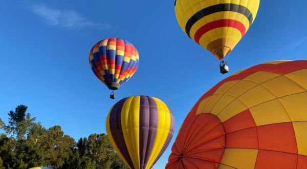 Make Plans To Attend Mississippi’s Natchez Balloon Festival, A One-Of-A-Kind Event  