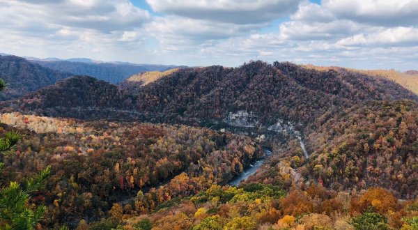 Visit The Grand Canyon Of Virginia To See The Beautiful Changing Leaves This Fall