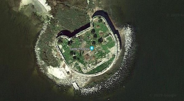South Carolina’s Hello Kitty Abandoned Fort, Castle Pinckney, Has An Intriguing History
