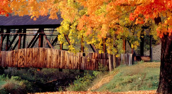 Here Are 7 Of The Most Beautiful Covered Bridges To Explore Near Pittsburgh This Fall