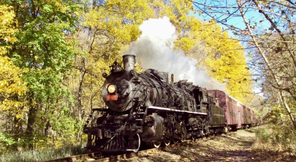 The Great Pumpkin Train Ride Through New Jersey Will Take You To Three Spectacular Autumn Attractions