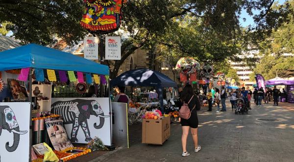 Enter A World Of Colorful Creepiness At Texas’ Day Of The Dead Parade