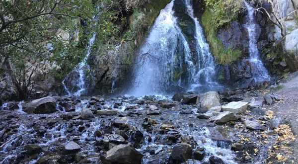 The Hike To This Pretty Little Nevada Waterfall In Kings Canyon Is Short And Sweet