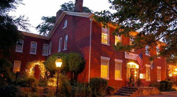 The 170-Year-Old National House Inn Is One Of The Most Haunted Places Near Detroit… And You Can Spend The Night