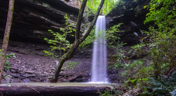 Heavy Rains Bring Out The Elusive Rough Hollow Falls In Arkansas