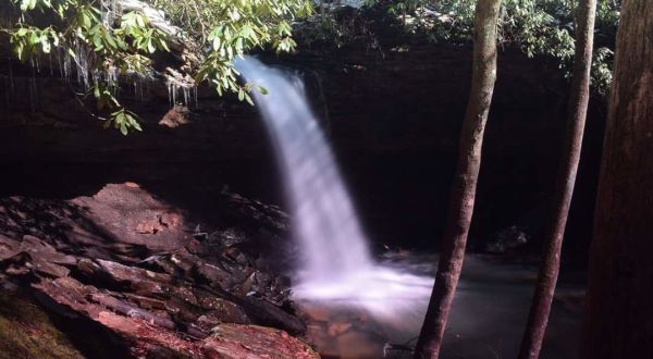 Twin Falls Loop Trail Is A Beginner-Friendly Waterfall Trail In West Virginia That’s Great For A Family Hike