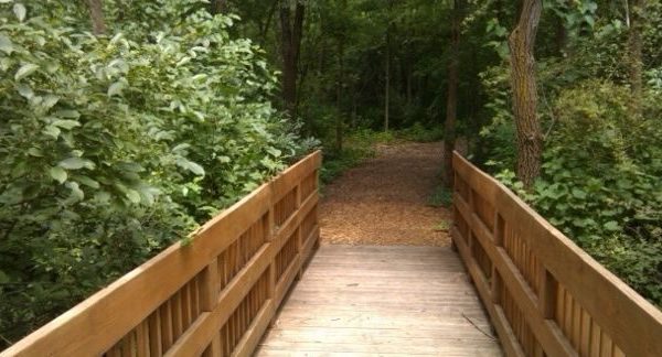 The Beautiful OPPD Arboretum Is An Easy 1-Mile Hike In Nebraska That’s Great For Beginners And Kids