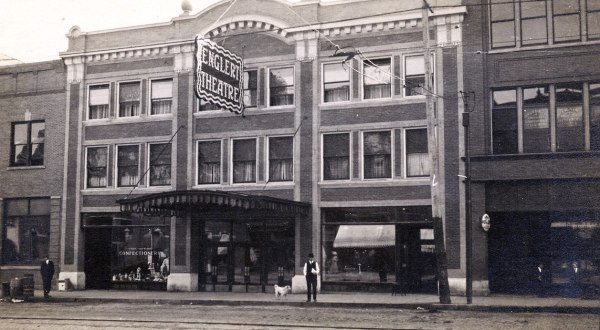 Iowans Have Been Catching Shows At The Gorgeous And Historic Englert Theater Since 1912