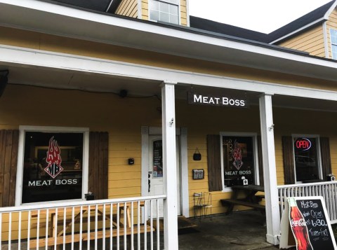 Alabama's Meat Boss Serves Scrumptious Mac & Cheese And You're Going To Love It