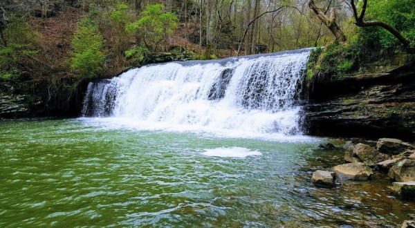 There’s A Secret Waterfall In Alabama Known As Mardis Mill Falls, And It’s Worth Seeking Out