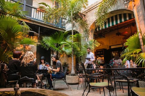 Dine At These 8 Hidden Courtyards In New Orleans For A Magical Meal